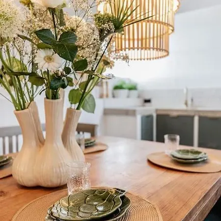 Holiday home Luxe In Dijkboerderij